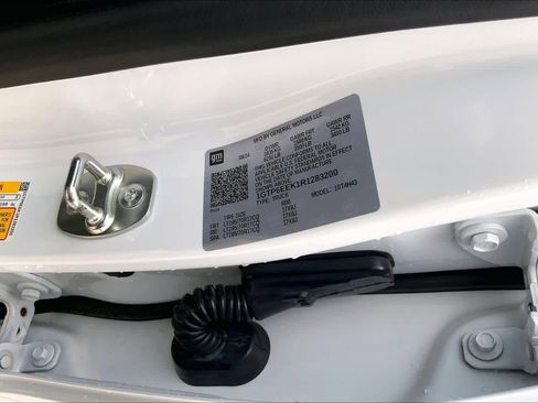 Certified 2024 GMC Canyon AT4X AWD/4WD image 34