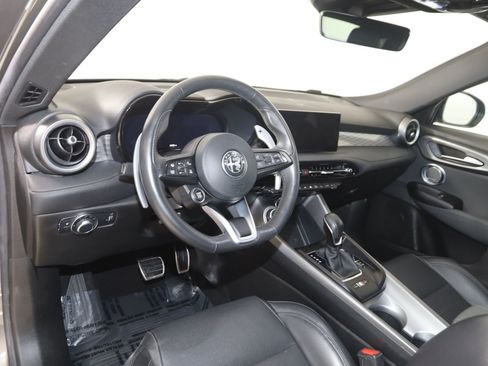 Used 2024 Alfa Romeo Tonale Veloce AWD/4WD image 28