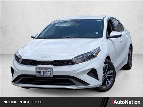 Used 2024 Kia Forte LXS w/ LXS Technology Package FWD image 1