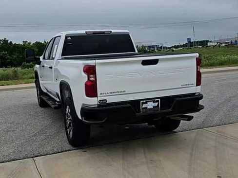 Used 2025 Chevrolet Silverado 2500 Custom w/ Custom Convenience Package AWD/4WD image 7