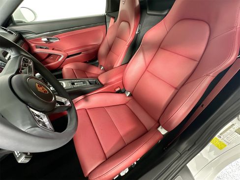 Certified 2025 Porsche 718 Boxster GTS image 5