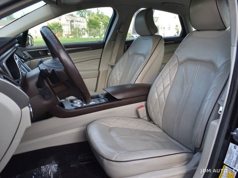 Used 2017 Ford Fusion Platinum FWD image 12