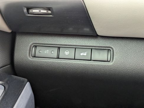 New 2026 Nissan Pathfinder SL FWD image 29