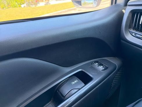 Used 2022 RAM ProMaster City Tradesman FWD image 16