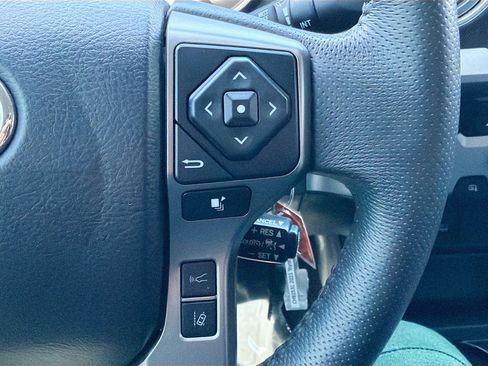 Used 2021 Toyota Tacoma SR5 w/ SR5 Appearance Package (SM) image 32