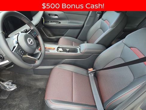 New 2026 Nissan Kicks SR w/ Cold Weather Package image 4