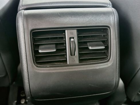 Used 2018 Honda Accord Touring image 28