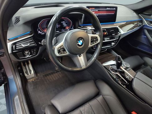 Certified 2023 BMW 530i xDrive w/ M Sport Package image 4
