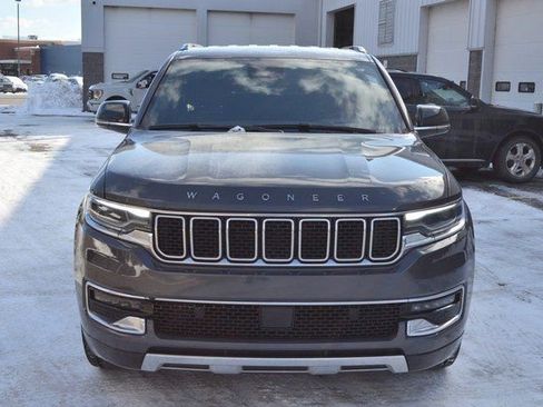 Used 2024 Jeep Wagoneer Series III image 2