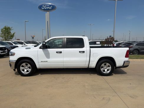 Used 2025 RAM 1500 Lone Star AWD/4WD image 2