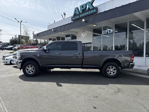 Used 2021 RAM 3500 Laramie image 3