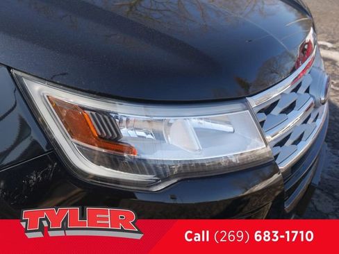 Used 2019 Ford Explorer XLT w/ Class III Trailer Tow Package image 10