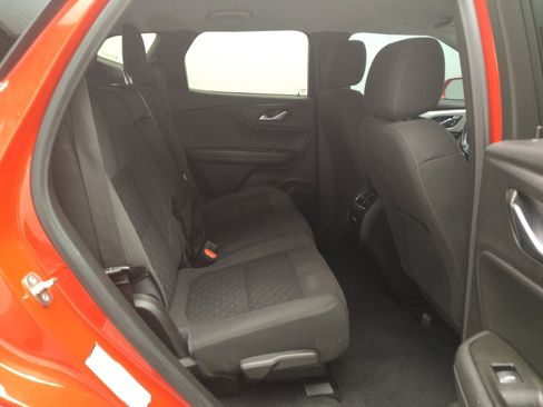 Used 2020 Chevrolet Blazer LT image 19