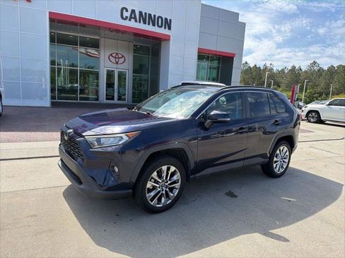 Certified 2019 Toyota RAV4 XLE Premium image 1