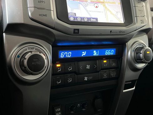 Used 2016 Toyota 4Runner Limited AWD/4WD image 27