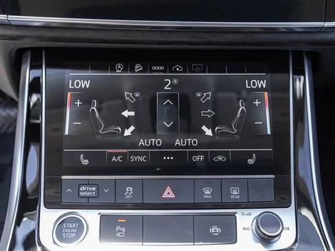 Used 2022 Audi Q8 Premium AWD/4WD image 19