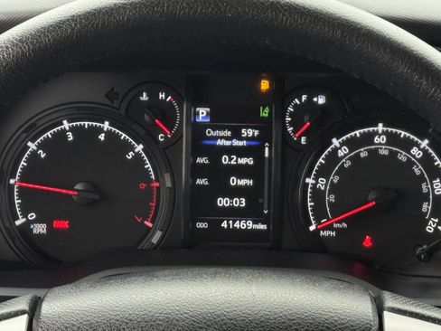 Used 2024 Toyota 4Runner SR5 AWD/4WD image 16
