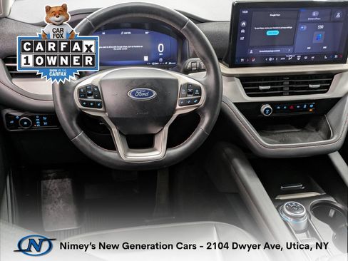 Used 2025 Ford Explorer Active w/ Active Comfort Package AWD/4WD image 5