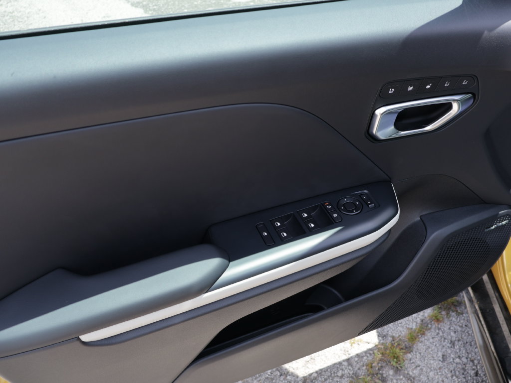 New 2026 Kia K4 GT-Line w/ GT-Line Premium Package FWD image 15