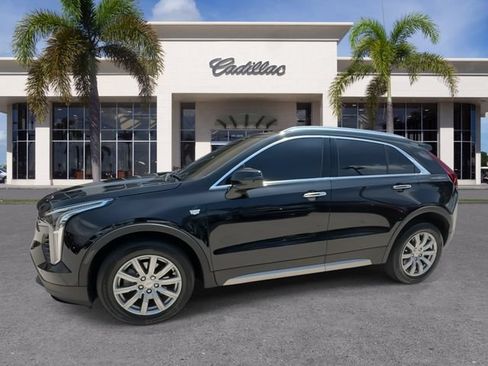 Certified 2023 Cadillac XT4 Premium Luxury FWD image 7