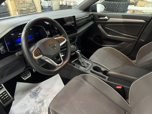 Used 2025 Volkswagen Jetta Sport image 15