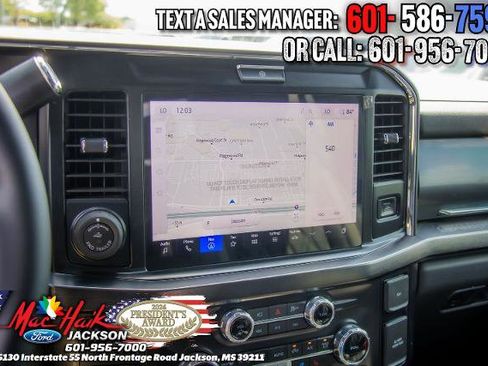 New 2026 Ford F250 Lariat w/ Black Appearance Package image 24