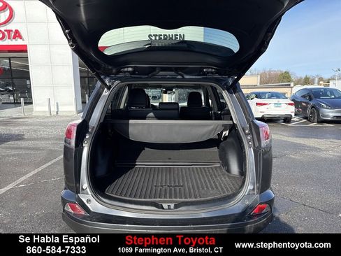 Used 2018 Toyota RAV4 Limited image 28