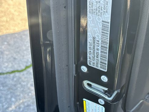 Certified 2022 Jeep Wrangler Sport S image 26