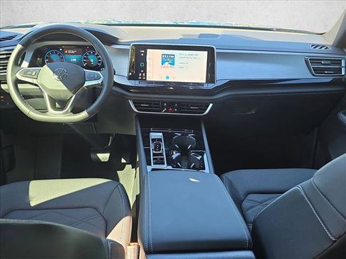 New 2026 Volkswagen Atlas Cross Sport SE image 15