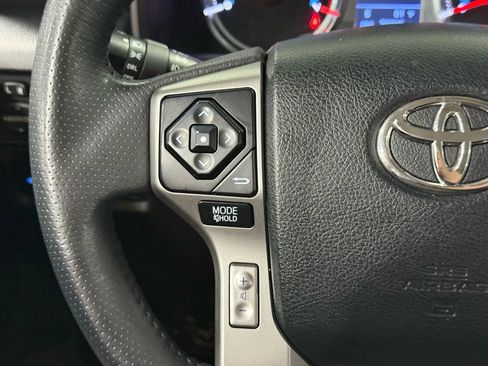 Used 2017 Toyota 4Runner SR5 image 24