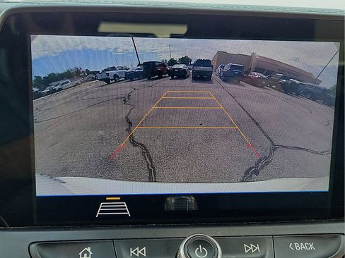 Used 2019 Chevrolet Blazer LT FWD image 14