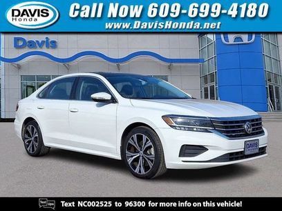 Used 2022 Volkswagen Passat 2.0T SE