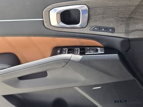 Certified 2023 Kia Sorento SX Prestige image 39