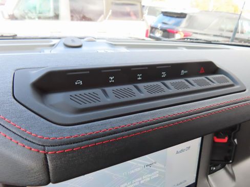 New 2025 Ford Bronco Raptor image 15