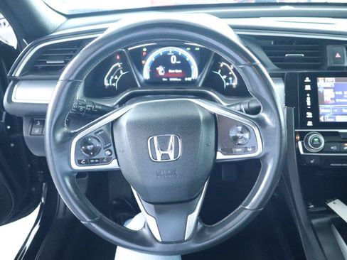 Used 2016 Honda Civic Touring image 22