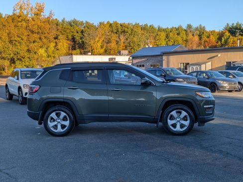 Used 2019 Jeep Compass Latitude w/ Popular Equipment Group image 12