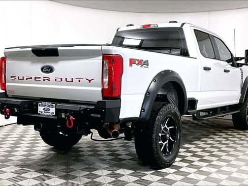 Used 2023 Ford F250 XL w/ FX4 Off-Road Package image 12