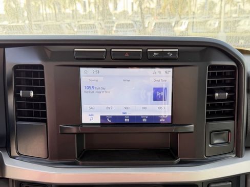 Used 2024 Ford F550 4x4 Crew Cab Super Duty w/ XLT Value Package image 22