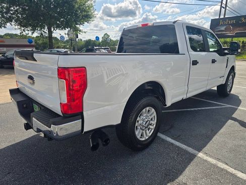 Used 2017 Ford F250 XLT w/ XLT Value Package RWD image 7