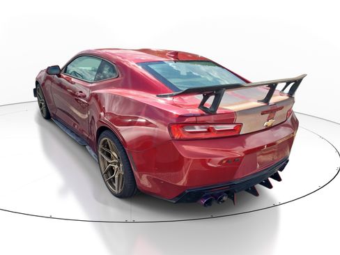 Used 2016 Chevrolet Camaro SS RWD image 5