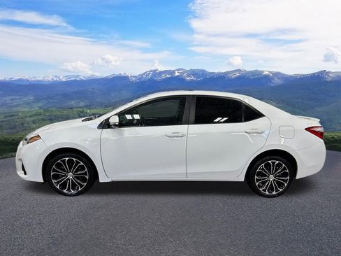 Used 2016 Toyota Corolla S w/ Driver Convenience Package image 2