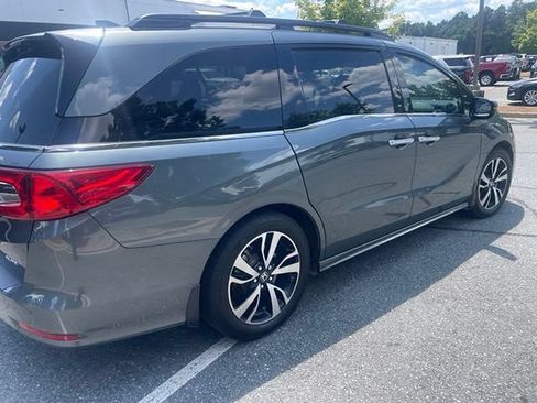 Used 2019 Honda Odyssey Elite image 2