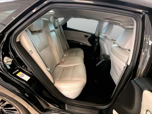 Used 2016 Toyota Avalon Touring FWD image 19