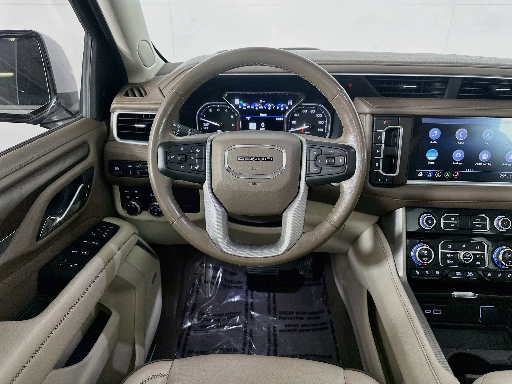 Used 2021 GMC Yukon XL Denali w/ Denali Premium Package AWD/4WD image 23