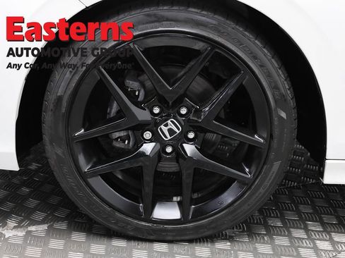 Used 2023 Honda Civic Sport image 30