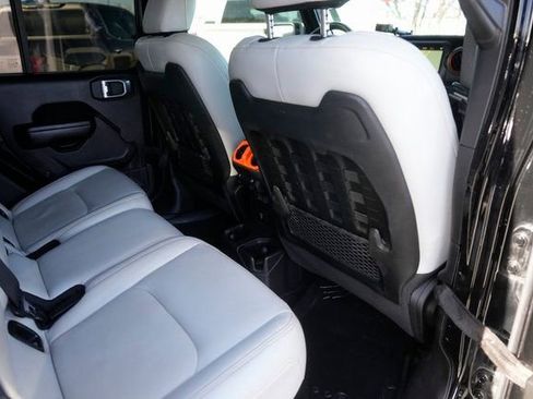 Used 2021 Jeep Gladiator Mojave image 14
