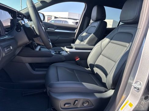New 2027 GMC Terrain Elevation w/ Elevation Premium Package FWD image 14