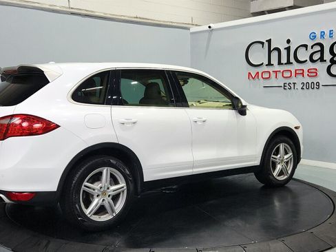 Used 2014 Porsche Cayenne Platinum Edition AWD/4WD image 12