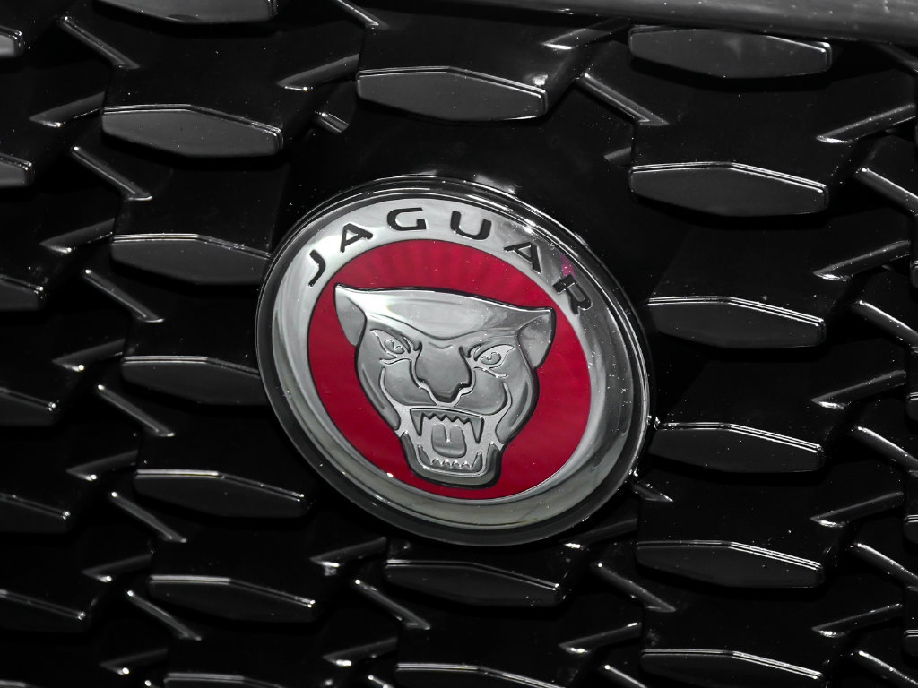 Used 2023 Jaguar F-PACE S AWD/4WD image 87