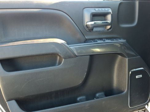 Used 2018 GMC Sierra 1500 SLT w/ All Terrain Package image 12